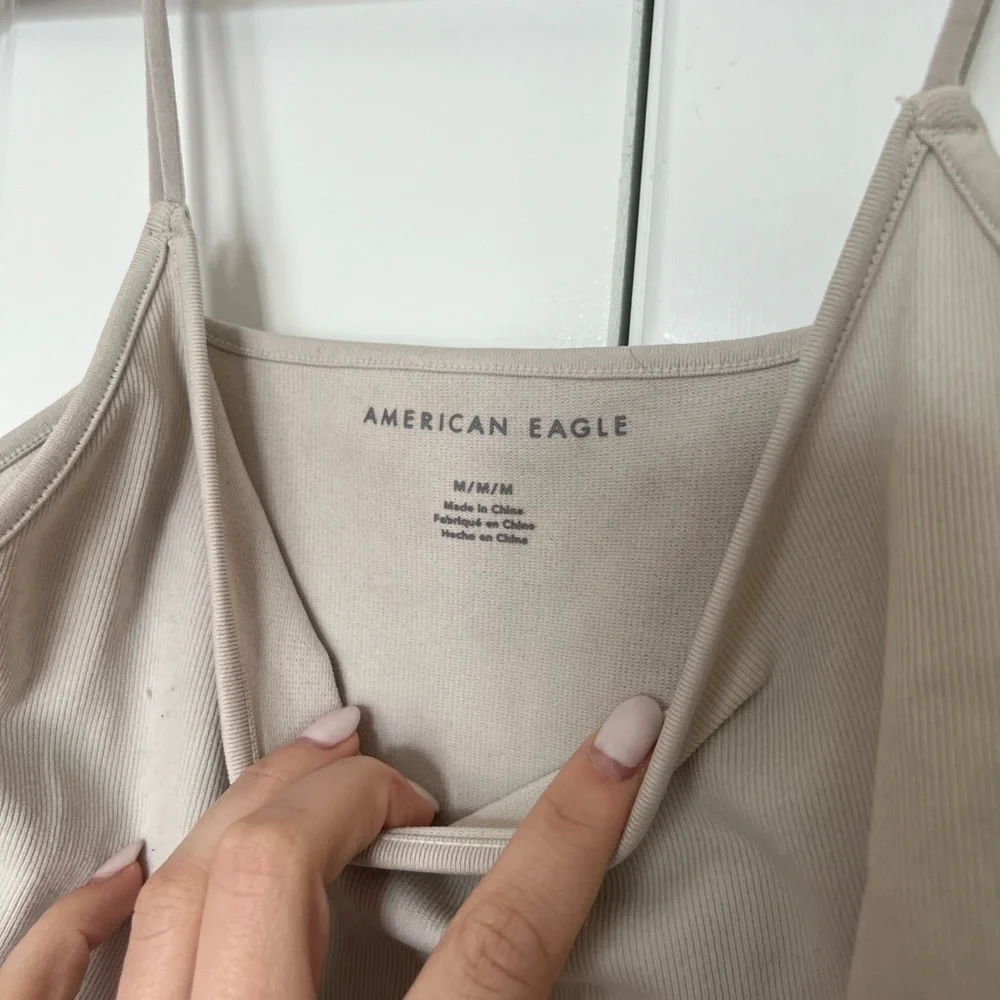 aeo | basic tank - Picture 3 of 5